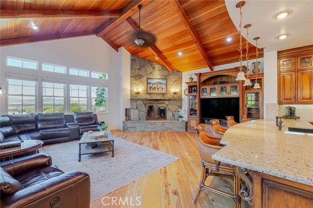 Image 12 of 74 For 25532 Oak Meadow Drive