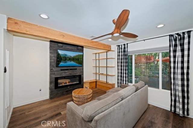 23463 The Blind Trail, Crestline, CA 92325