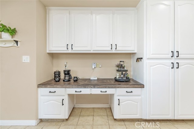 12109 Childress Street, Bakersfield CA: https://media.crmls.org/medias/bffe4b06-248e-42e8-877e-c12ce6ce05dc.jpg