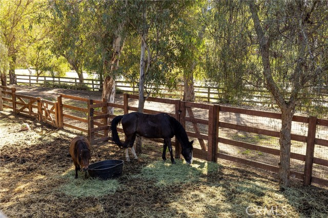 Detail Gallery Image 30 of 35 For 24972 Buckboard, Laguna Hills,  CA 92653 - 4 Beds | 3 Baths