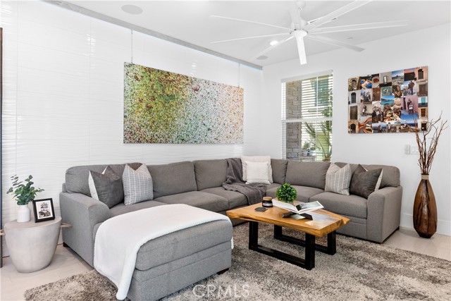 Photo #8: OC23190262 Listing 