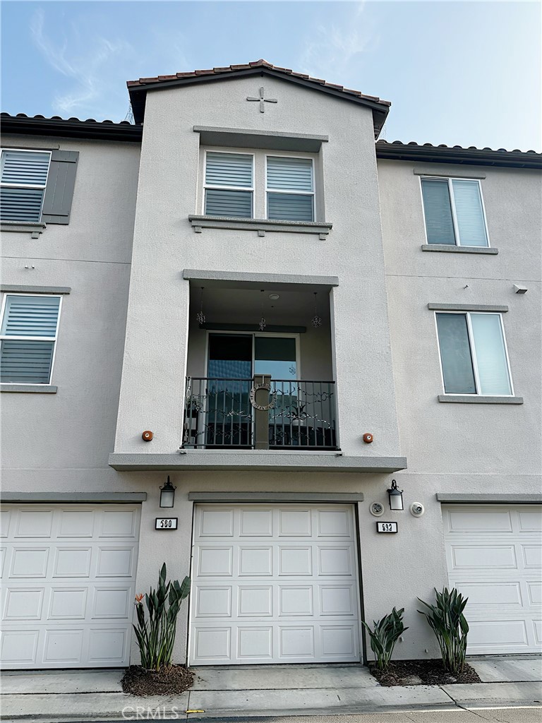 MLS #WS25266242 image #1