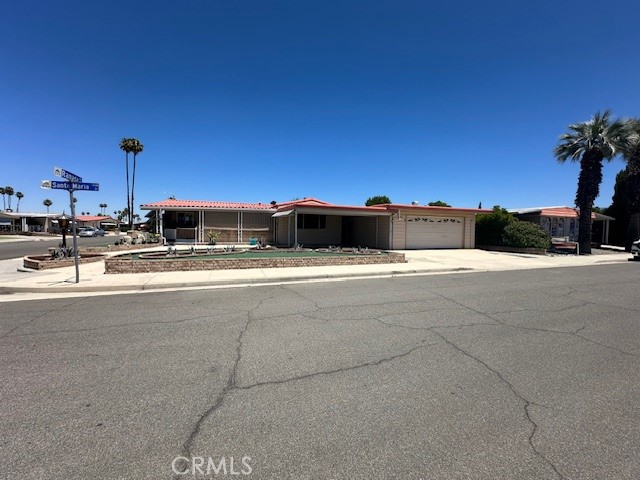Detail Gallery Image 3 of 21 For 970 Ramada Way, Hemet,  CA 92543 - 2 Beds | 2 Baths