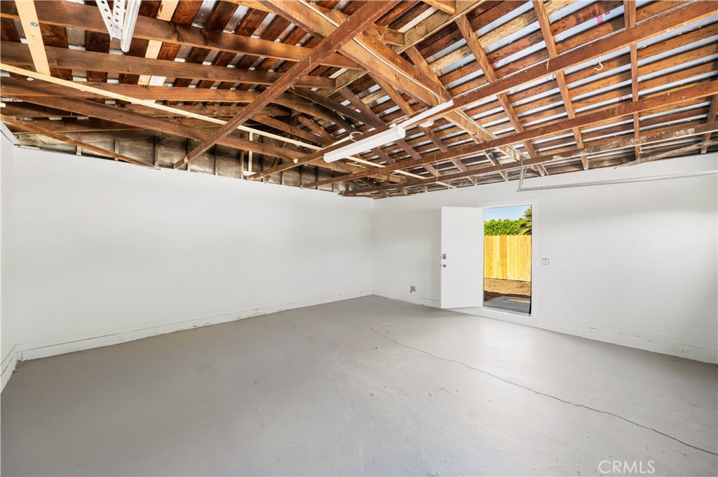 MLS #WS25154241 img 24