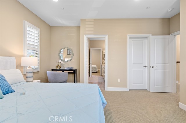 Image 25 of 61 For 17472 Oakbluffs Lane