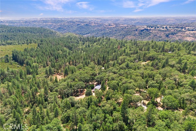4940 Papaya Road, Forest Ranch CA: https://media.crmls.org/medias/c0026457-c52d-4f31-90a2-5b0f2035c023.jpg