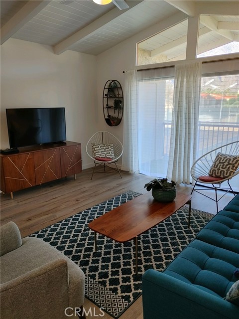 Detail Gallery Image 3 of 32 For 1421 N Sunrise, Palm Springs,  CA 92262 - 3 Beds | 2 Baths