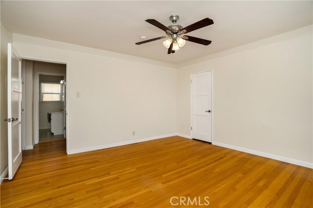 Detail Gallery Image 11 of 35 For 5918 S Fairfax Ave, Los Angeles,  CA 90056 - 4 Beds | 2 Baths