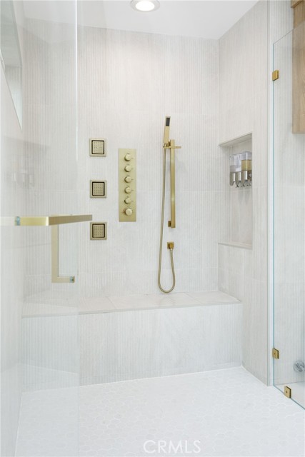 Detail Gallery Image 14 of 40 For 18826 Winnwood, Santa Ana,  CA 92705 - 3 Beds | 2 Baths