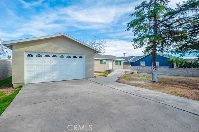 9553 Beech Ave, Fontana, CA 92335