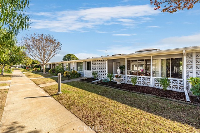 Detail Gallery Image 22 of 22 For 13641 Alderwood M3 # 35-J Ln, Seal Beach,  CA 90740 - 2 Beds | 1 Baths