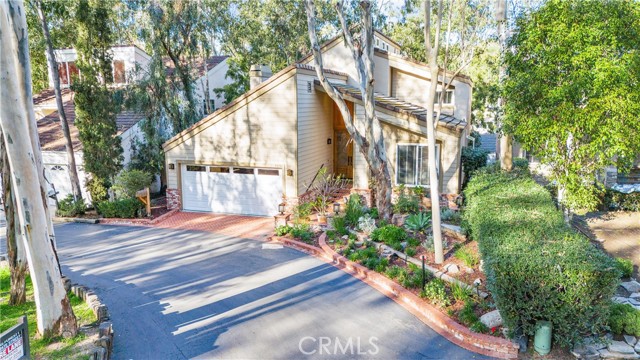 24741 Woodhill Ln, Lake Forest, CA 92630