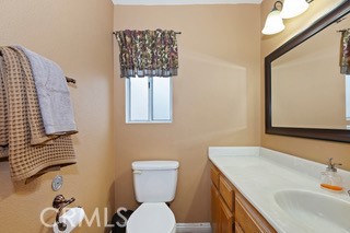 Detail Gallery Image 14 of 32 For 29072 Water St, Highland,  CA 92346 - 4 Beds | 2/1 Baths