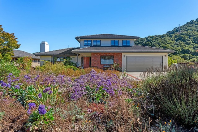 Detail Gallery Image 3 of 23 For 967 Capistrano Ct, San Luis Obispo,  CA 93405 - 5 Beds | 4 Baths