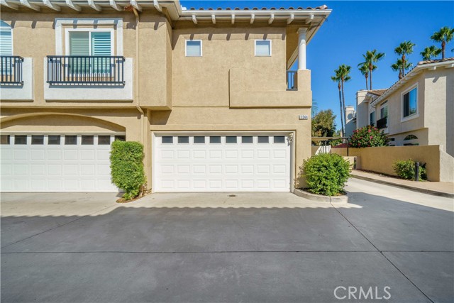 11544 Treeview Court, Moorpark CA: https://media.crmls.org/medias/c005cee1-804d-4592-8b63-2f2072f71d9c.jpg