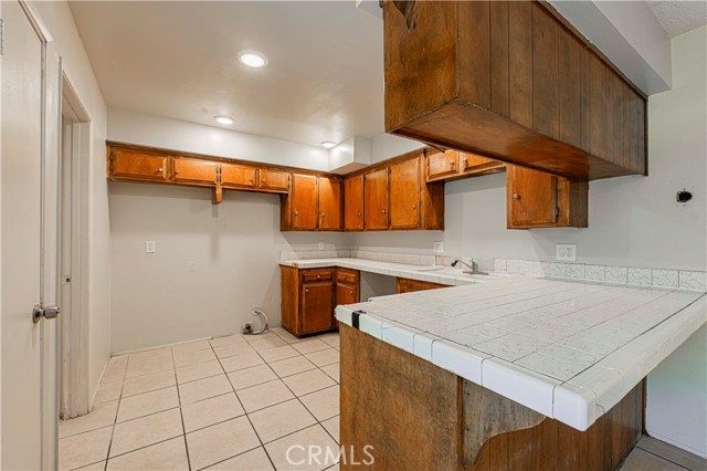 Detail Gallery Image 9 of 26 For 5101 Hunter Ave, Bakersfield,  CA 93309 - 3 Beds | 1/1 Baths