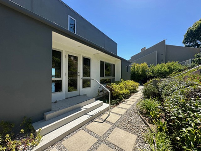 23838 Harbor Vista Drive, Malibu CA: https://media.crmls.org/medias/c007a56d-8eb4-4e77-913d-c8d6de013a6b.jpg