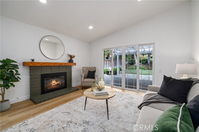 Detail Gallery Image 5 of 32 For 3705 Cypress Ln, Yorba Linda,  CA 92886 - 2 Beds | 2 Baths