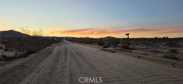 Detail Gallery Image 8 of 8 For 1 Belmont St, Joshua Tree,  CA 92252 - – Beds | – Baths