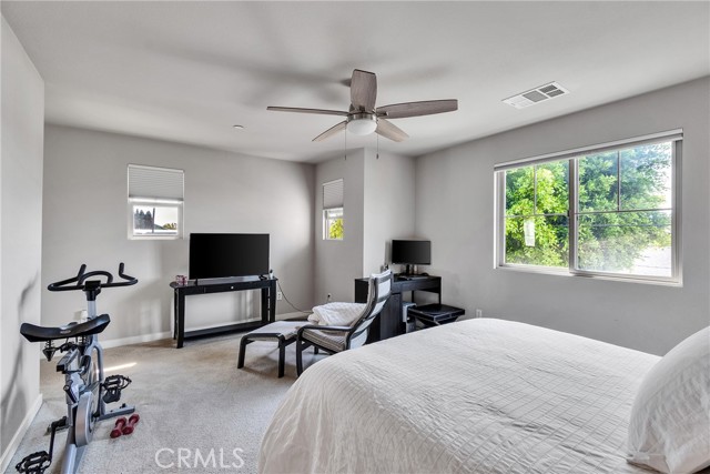 823 104 Anaheim Boulevard, Anaheim CA: https://media.crmls.org/medias/c009ed19-5ad5-4a6e-a802-cb2f45014522.jpg