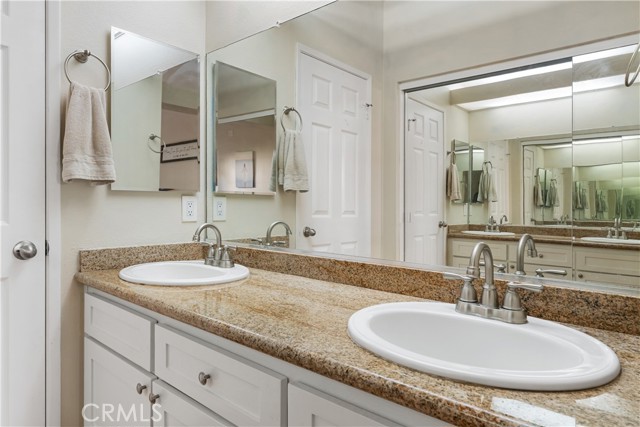 Detail Gallery Image 15 of 27 For 28871 Canyon Point, Lake Forest,  CA 92679 - 2 Beds | 2 Baths