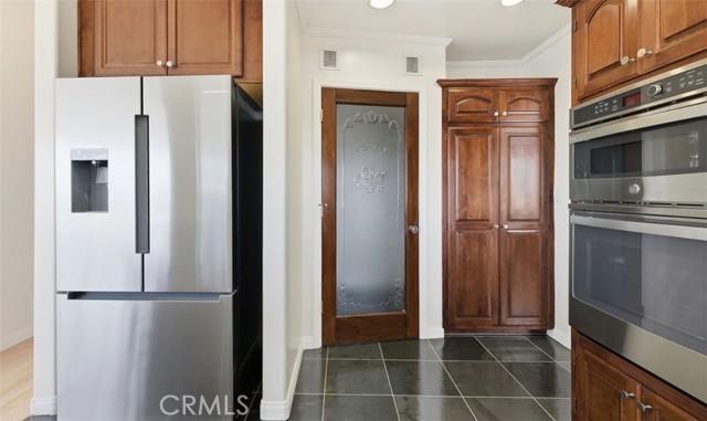 Detail Gallery Image 13 of 40 For 12317 Navy Street, Los Angeles,  CA 90066 - 3 Beds | 3 Baths