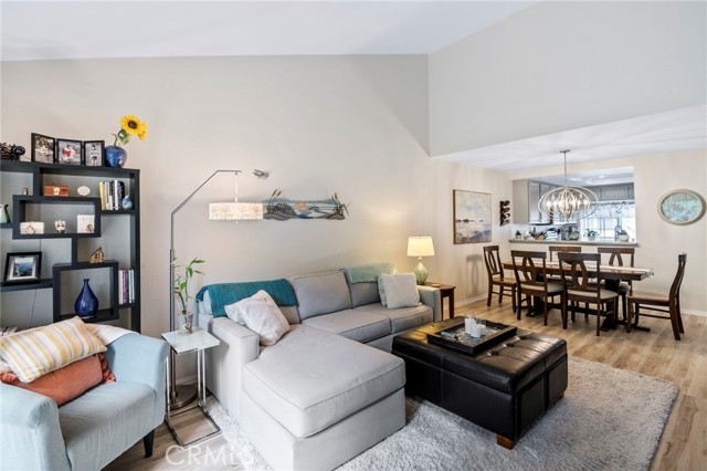 1410 Brett Place, San Pedro CA: https://media.crmls.org/medias/c00a5be7-12d1-4107-a86a-747135b76b61.jpg