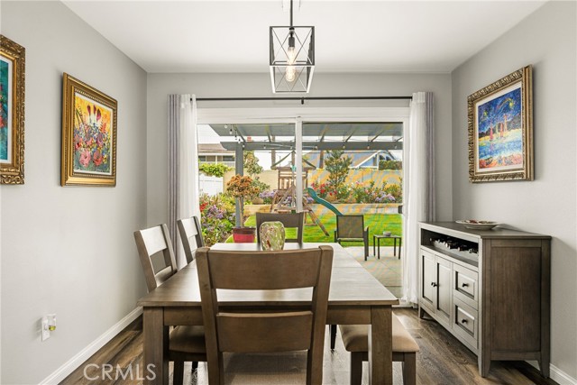 1624 Kingston Road, Placentia CA: https://media.crmls.org/medias/c00a98c0-b1f3-4750-a4e6-10db653cf497.jpg
