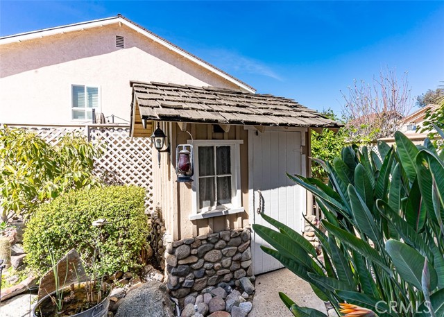 Image 33 of 37 For 2826 Larkspur Avenue