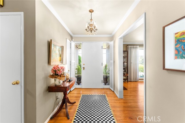 1215 Mira Monte Drive, Redlands CA: https://media.crmls.org/medias/c00ac574-6183-4201-aff2-f0d39369ac4c.jpg
