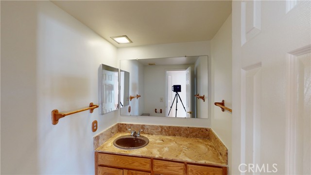 Detail Gallery Image 11 of 16 For 608 Lemke Dr, Placentia,  CA 92870 - 4 Beds | 2/1 Baths