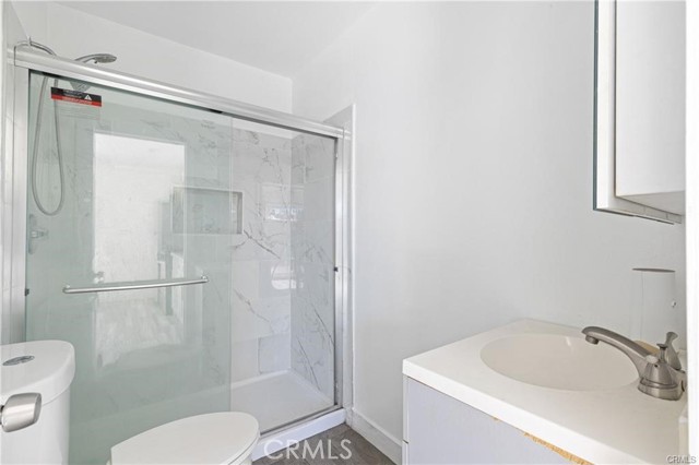 Detail Gallery Image 3 of 4 For 11138 Vanowen, North Hollywood,  CA 91605 - 0 Beds | 1 Baths