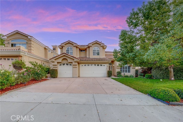 32879 Valentino Way, Temecula CA: https://media.crmls.org/medias/c00b2c12-8fcb-4ed9-b8b2-ba4641fe43a1.jpg