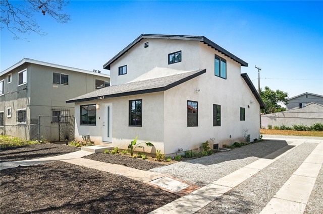 1223 W 90th Street, Los Angeles CA: https://media.crmls.org/medias/c00bb47b-69cd-4d5d-96b3-e5581b00dcce.jpg