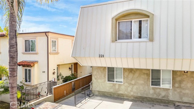 Detail Gallery Image 25 of 34 For 221 Sheldon St, El Segundo,  CA 90245 - – Beds | – Baths