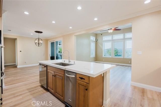 Detail Gallery Image 17 of 74 For 26858 Pine Hollow Ct, Valencia,  CA 91381 - 5 Beds | 4 Baths