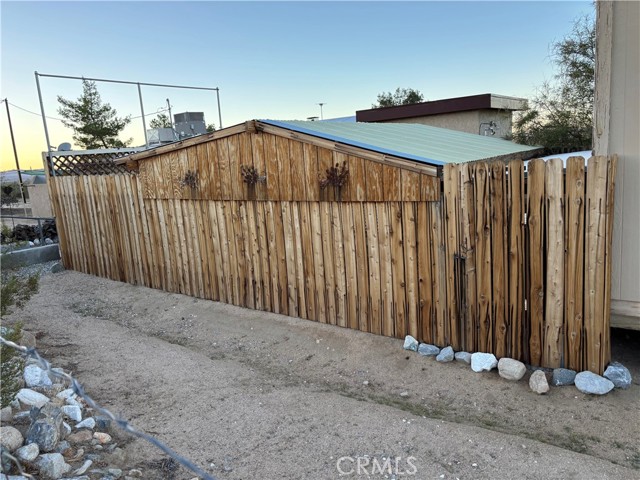 Detail Gallery Image 71 of 75 For 5975 Desert Star Rd #1-2,  Johnson Valley,  CA 92285 - 2 Beds | 4 Baths