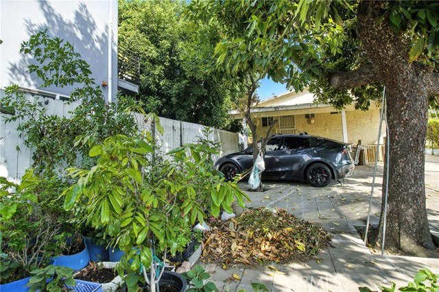Detail Gallery Image 34 of 39 For 2662 Rich St, Los Angeles,  CA 90039 - 3 Beds | 2 Baths