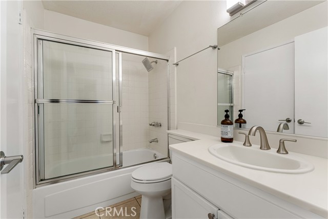 Detail Gallery Image 21 of 29 For 105 Corsica Dr, Newport Beach,  CA 92660 - 2 Beds | 1 Baths