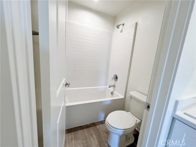 Detail Gallery Image 20 of 31 For 16068 Olivas Ln, Fontana,  CA 92336 - 4 Beds | 2/1 Baths