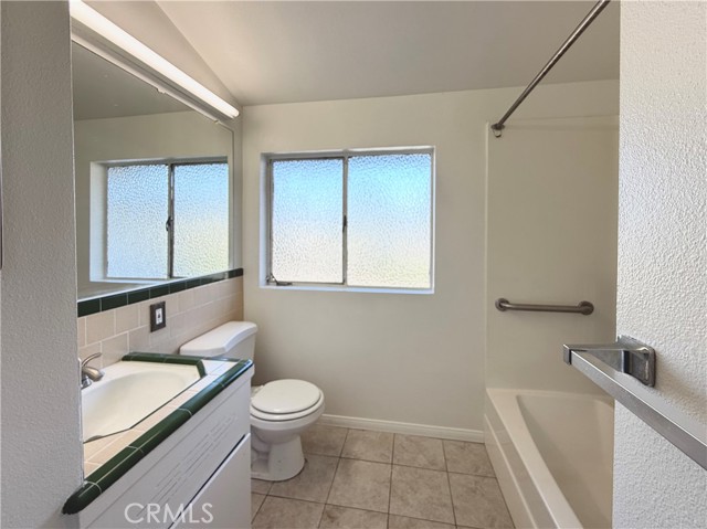 Detail Gallery Image 7 of 15 For 9822 Joyzelle Dr, Garden Grove,  CA 92841 - 3 Beds | 2 Baths