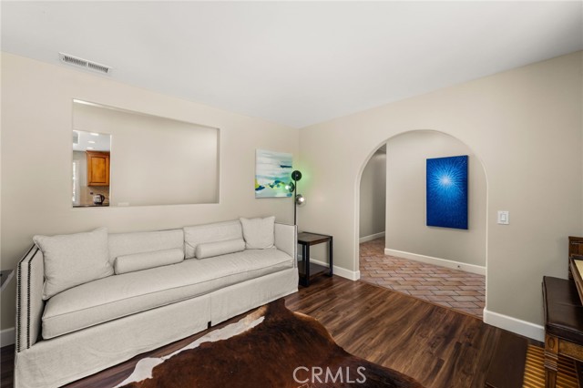 Detail Gallery Image 11 of 54 For 2525 Jonquil Dr, Upland,  CA 91784 - 4 Beds | 2/1 Baths