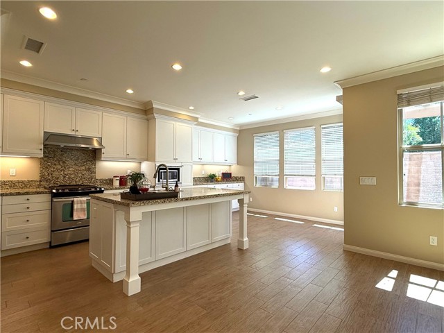 Detail Gallery Image 9 of 50 For 22 Oakfield, Irvine,  CA 92620 - 3 Beds | 2/1 Baths