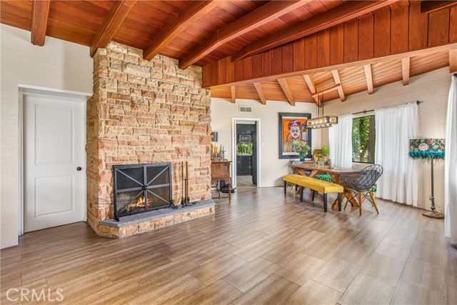 1872 Arroyo Drive, Riverside CA: https://media.crmls.org/medias/c0122fc9-e9d5-4076-83ed-e558de919684.jpg