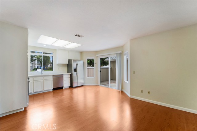 Detail Gallery Image 17 of 28 For 120 Monroe, Irvine,  CA 92620 - 3 Beds | 2/1 Baths