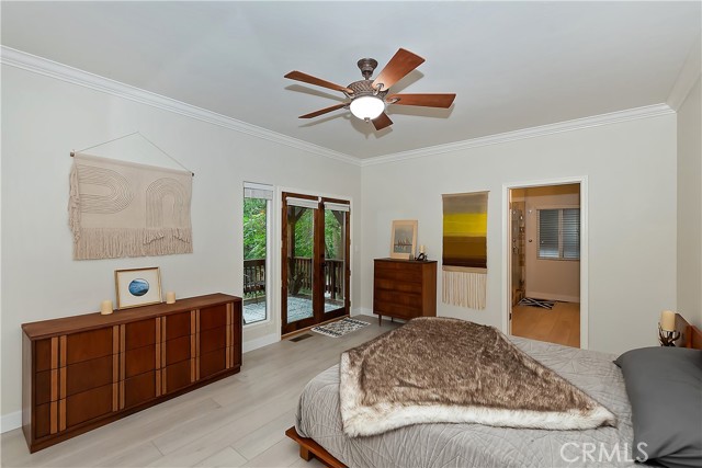 24586 Horst Drive, Crestline CA: https://media.crmls.org/medias/c012434c-06c9-4477-aae4-e714aa923044.jpg