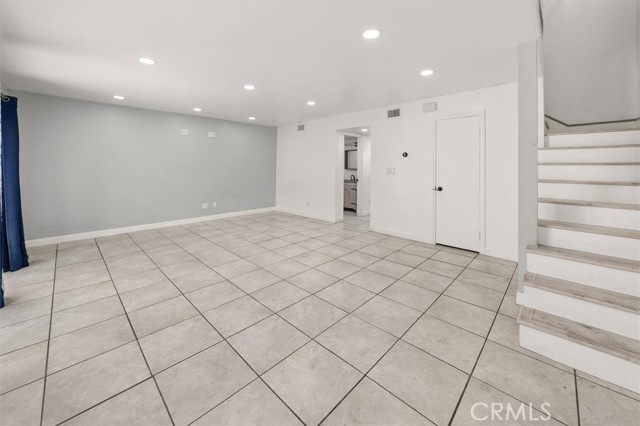 9120 Telfair Avenue, 13 photo 4