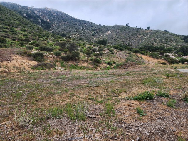 30 Lakeview, Lake Elsinore CA: https://media.crmls.org/medias/c0137ced-d32b-46f1-bf55-8ee5b3c2b31b.jpg