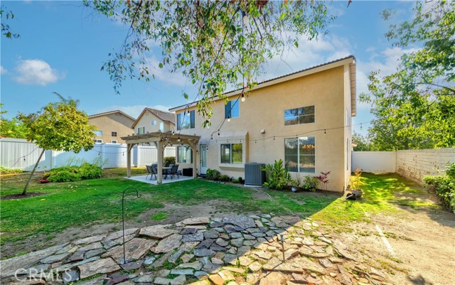 2018 Wren Way, Fullerton CA: https://media.crmls.org/medias/c0147e2a-608a-417d-9f1e-1a59b54e4148.jpg