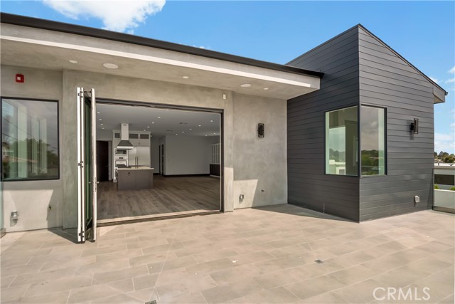 509 Marine Avenue, Manhattan Beach, California 90266, 6 Bedrooms Bedrooms, ,2 BathroomsBathrooms,Residential,Sold,Marine,SB21082532